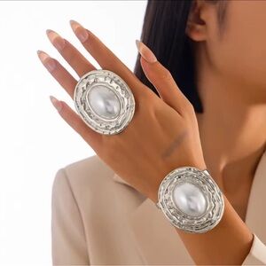 Bold Silver Pearl Ring & Bracelet Set